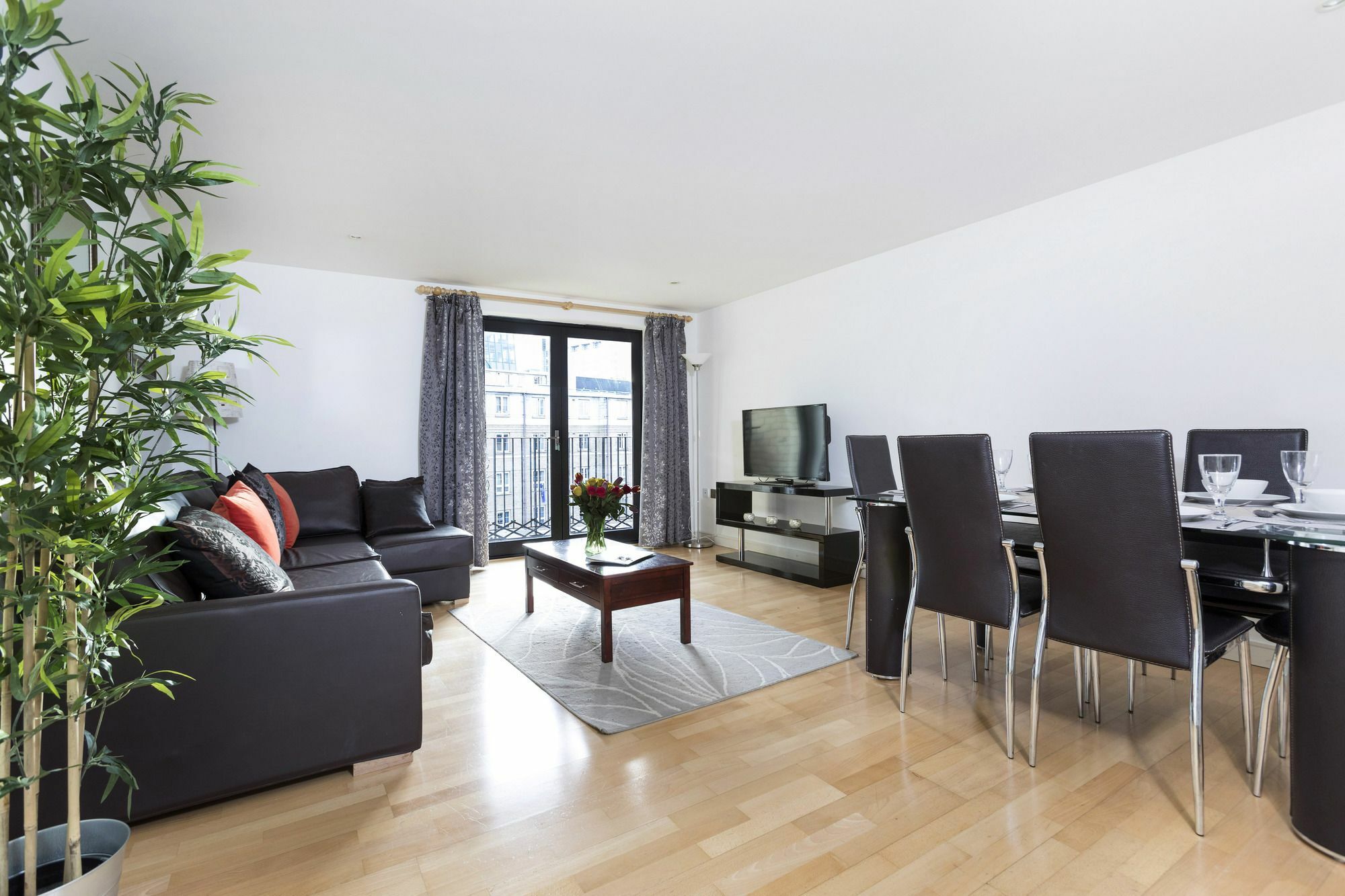 Club Living - Regents Park & Euston Apartments Londra Esterno foto